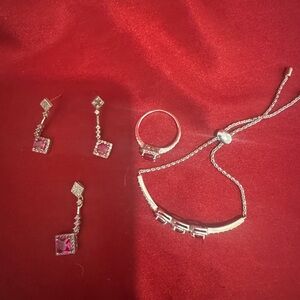 Elegant sterling silver and red stone Jewelry Set